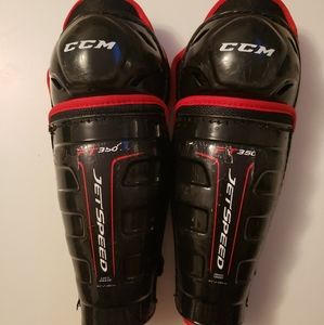 Used Mint CCM JETSPEED FT350 JUNIOR HOCKEY SHIN GU